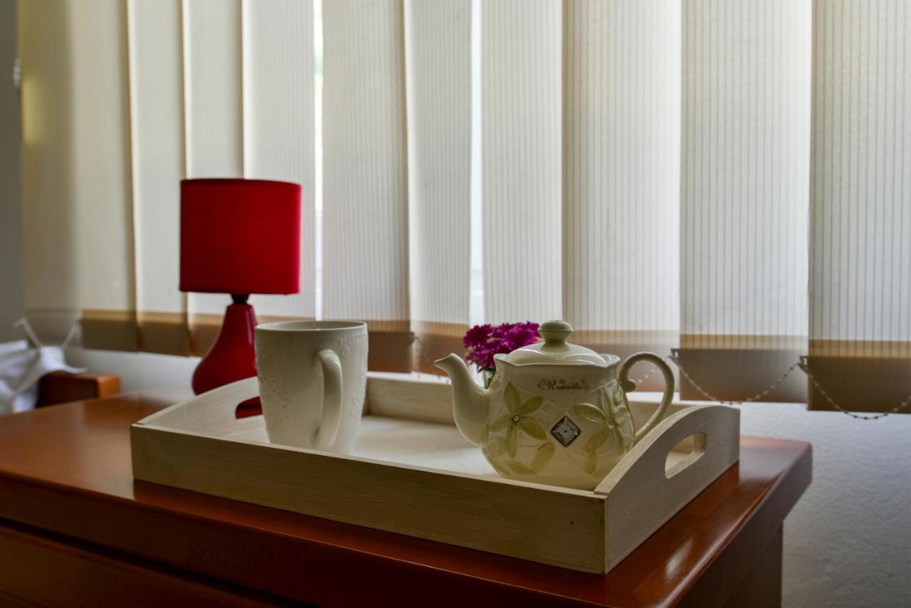 Apartments Leut Свети-Стефан Экстерьер фото